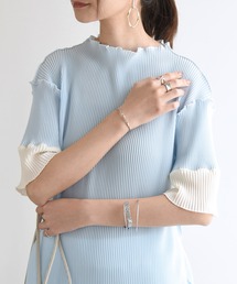and it_（アンドイット）の「可愛すぎる袖配色半袖プリーツトップス（Tシャツ/カットソー）」