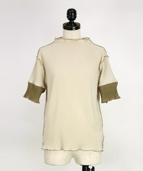 and it_（アンドイット）の「可愛すぎる袖配色半袖プリーツトップス（Tシャツ/カットソー・レディース・ライトブルー/ブラック系2/グレー/キナリ/ベージュ/ブラック系1/ブラウン/ライトグリーン・S-M/M-L）」の13枚目の写真