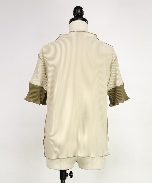 and it_（アンドイット）の「可愛すぎる袖配色半袖プリーツトップス（Tシャツ/カットソー・レディース・ライトブルー/ブラック系2/グレー/キナリ/ベージュ/ブラック系1/ブラウン/ライトグリーン・S-M/M-L）」の9枚目の写真