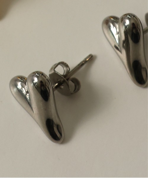 シルバーピアス(ハートモチーフ)《M0010081》 | 京セラ