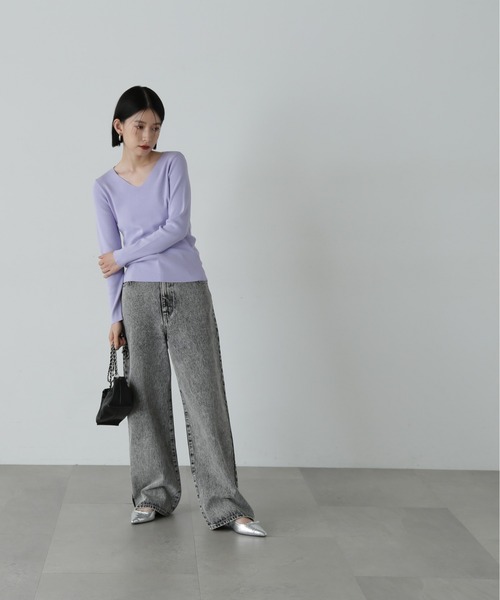 N.(N. Natural Beauty Basic)(エヌエヌナチュラルビューティーベーシック)の「◆◇総針Vネック長袖ニット(ニット/セーター・レディース・オフホワイト/ブラック/ライトグリーン/ライラック・MEDIUM)」の11枚目の写真