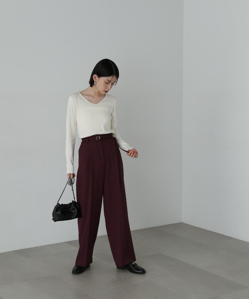 N.(N. Natural Beauty Basic)(エヌエヌナチュラルビューティーベーシック)の「◆◇総針Vネック長袖ニット(ニット/セーター・レディース・オフホワイト/ブラック/ライトグリーン/ライラック・MEDIUM)」の14枚目の写真