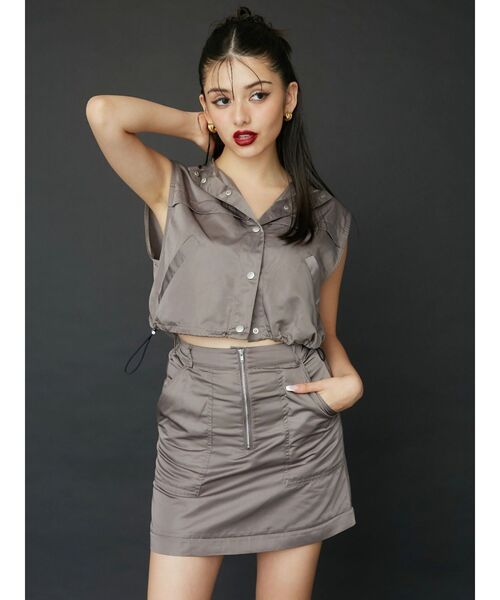 EVRIS（エヴリス）の「フードドロストショートベスト【セットアップ着用可能】（ベスト・レディース・グレー/アイボリー・FREE）」の21枚目の写真