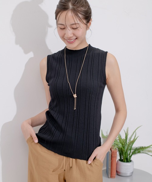 Jayro(ジャイロ)の「リブハイネックノースリーブプルオーバー(Tシャツ/カットソー・レディース・ホワイト系その他/ラベンダー/ブルー/ブラック・M)」の5枚目の写真