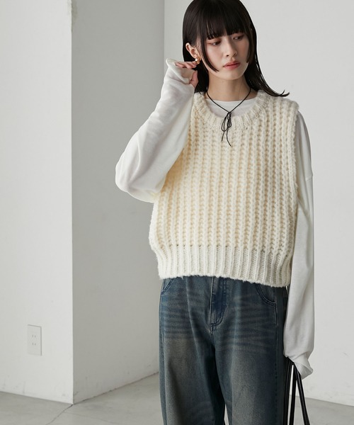 forksy.(フォルクシー)の「【forksy.】前後2wayローゲージメランジニットベスト(ベスト・レディース・グレー/アイボリー/ネイビー・FREE)」の8枚目の写真