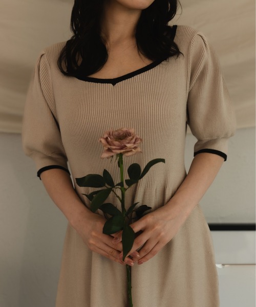 fupel(フぺル)の「puff sleeve flare color schematic knit onepiece / パフスリーブフレア配色ニットワンピース(ワンピース・レディース・ベージュ/ブラック・FREE)」の10枚目の写真