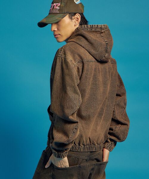 SEQUENZ(シークエンズ)の「※WEB限定 / ブリーチ加工 / デニムジップパーカー / sqnz washed denim jacket(パーカー・メンズ・ブルー/ブラック/ブラウン/ピンク系その他2・MEDIUM/LARGE)」の5枚目の写真