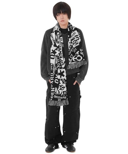 OY（オーワイ）の「『OY/オーワイ』 ALL OVER LOGO MUFFLER /オールオーバーロゴマフラー（マフラー・レディース・ブラック・FREE）」の4枚目の写真