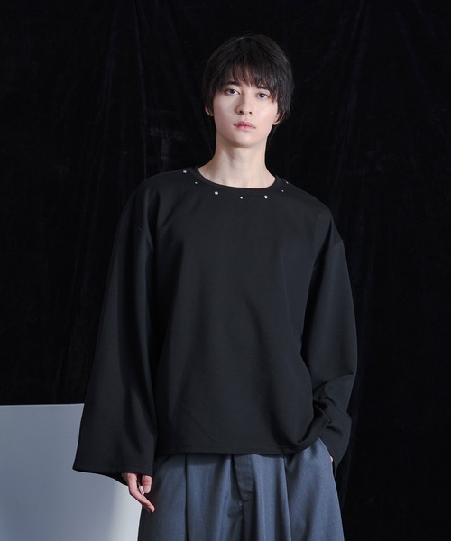 Ellno Loset（エルノロゼット）の「２WAYスタッズバックロゴロンT（Tシャツ/カットソー・メンズ・オフホワイト/ブラック・SMALL/MEDIUM/LARGE）」の15枚目の写真