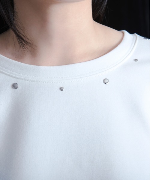 Ellno Loset（エルノロゼット）の「２WAYスタッズバックロゴロンT（Tシャツ/カットソー・メンズ・オフホワイト/ブラック・SMALL/MEDIUM/LARGE）」の8枚目の写真