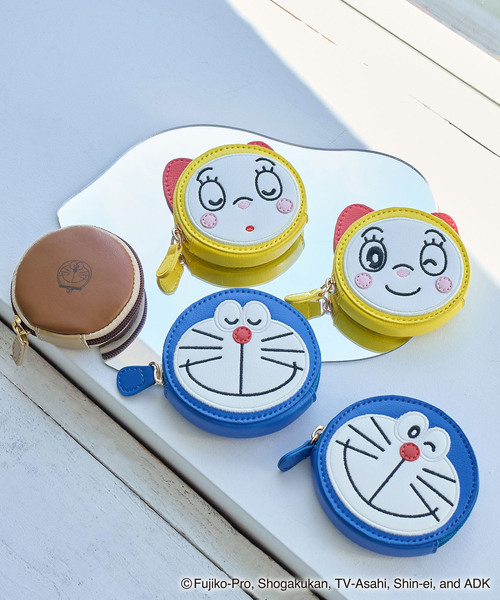 ROPE' PICNIC(ロペピクニック)の「【ドラえもんコレクション】ラウンドポーチ(ポーチ・レディース・ブルー/イエロー/ブルー系その他4/イエロー系その他・FREE)」の8枚目の写真