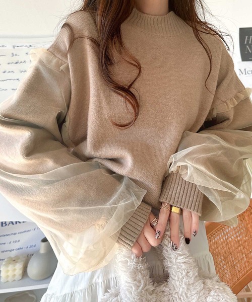 セール】ふわっと広がる洗練カジュアルの新定番。袖チュールニット