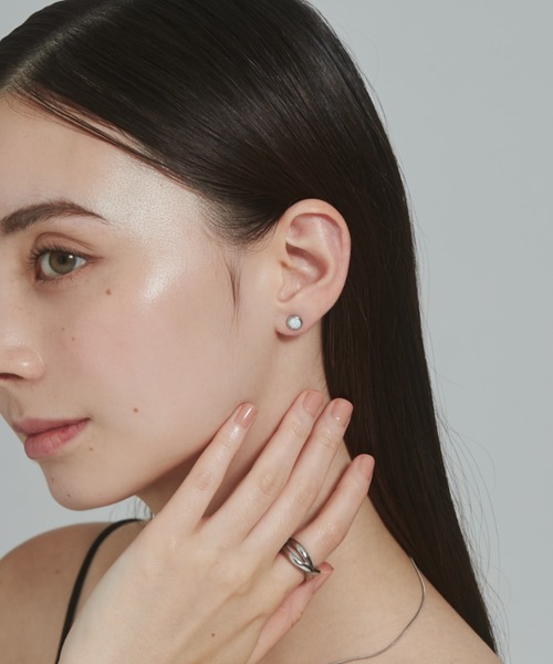 ciite' surgical stainless(シーテサージカルステンレス)の「【 金属アレルギー対応 】 シンプルミニピアス サージカルステンレス (両耳用)(ピアス(両耳用)・レディース・ゴールド/シルバー・FREE)」の21枚目の写真