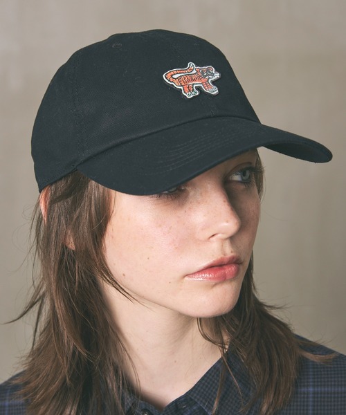メゾンスペシャル　レザーキャップ MAISON SPECIAL｜NEW ERA Collaboration PRIZE OUT Logo Vegan