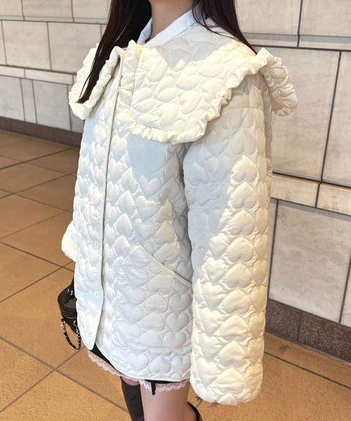 apres jour(アプレジュール)の「ハートキルティングアウター【ZOZOTOWN限定アイテム】(ブルゾン・レディース・ブラック/アイボリー/ピンク・フリー/X-LARGE)」の5枚目の写真