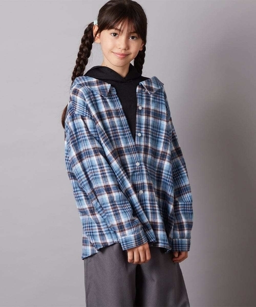 a.v.v（アーヴェヴェ）の「[160]フーディーパーカーシャツレイヤードトップス（シャツ/ブラウス・キッズ・ブラック/ブルー・160）」の21枚目の写真