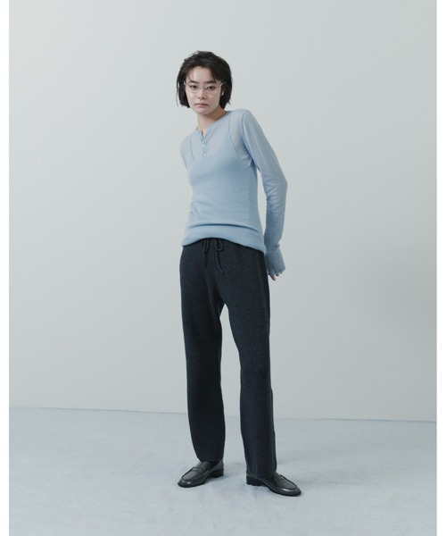 MIESROHE(ミースロエ)の「レイヤードモヘアニットTOPS(ニット/セーター・レディース・ホワイト/ベージュ/ブラック/ライトブルー・FREE)」の9枚目の写真