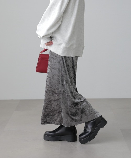 FREE'S MART(フリーズマート)の「◆クラッシュベロアナロースカート(スカート・レディース・ホワイト/ブラック/グレー・SMALL/MEDIUM)」の4枚目の写真