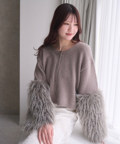 mellowneon（メロウネオン）の「ファースリーブニットカーディガン/ニット/カーディガン/ファー（ニット/セーター・レディース・グレー/ブラウン/ベージュ・FREE）」の2枚目の写真