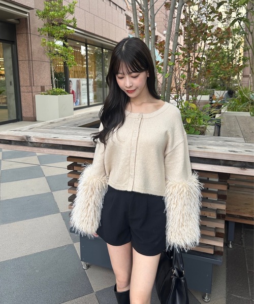 mellowneon（メロウネオン）の「ファースリーブニットカーディガン/ニット/カーディガン/ファー（ニット/セーター・レディース・グレー/ブラウン/ベージュ・FREE）」の7枚目の写真