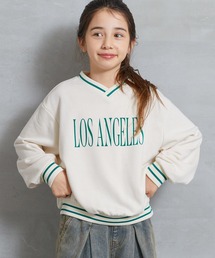 coca（coca）（コカ）の「【WEB限定セール】キッズ ラインリブ Vネックプリントロゴスウェット（スウェット・キッズ）」