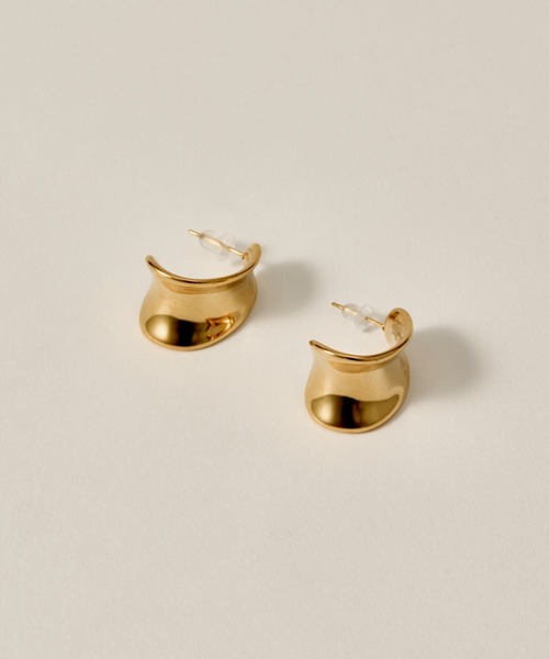novice（ノーヴィス）の「【novice】Reverse Round Pierce［Stainless］（ピアス（両耳用）・レディース・シルバー/ゴールド・FREE）」の3枚目の写真