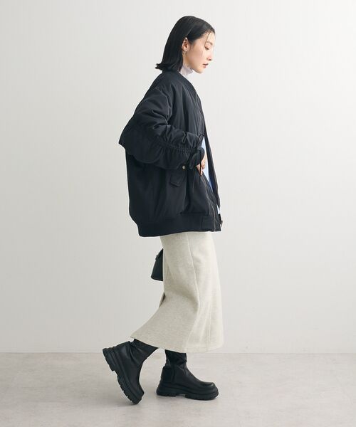 Green　Parks（グリーンパークス）の「・swing by 中綿ボリュームスリーブMA-1（MA-1・レディース・ブラック/グレイッシュベージュ/カーキ・FREE）」の17枚目の写真