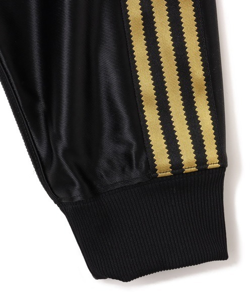 adidas(アディダス)の「adidas SST TT / アディダス スーパースター トラック トップ(ジャージ・メンズ・ブラック・S/M/L/XL/XXL)」の4枚目の写真