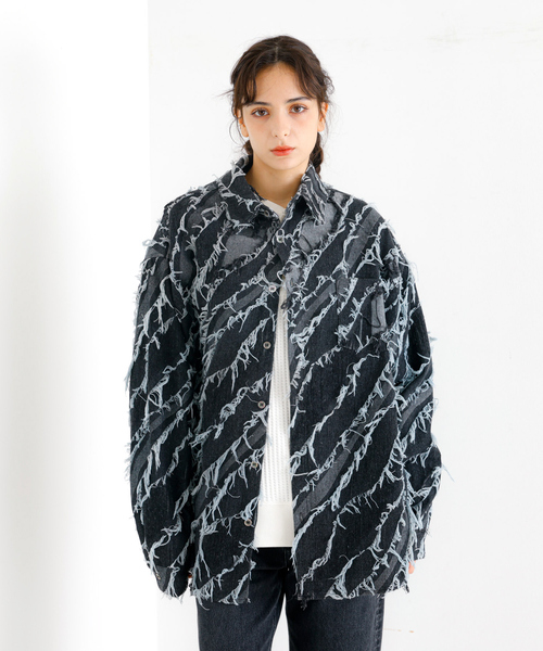 Revo.（レボ）の「【Revo.レボ】グランジフリンジシャツ/ユニセックス/TH-3883（シャツ/ブラウス・メンズ・ライトブルー/ブラック/インディゴブルー・フリー）」の15枚目の写真