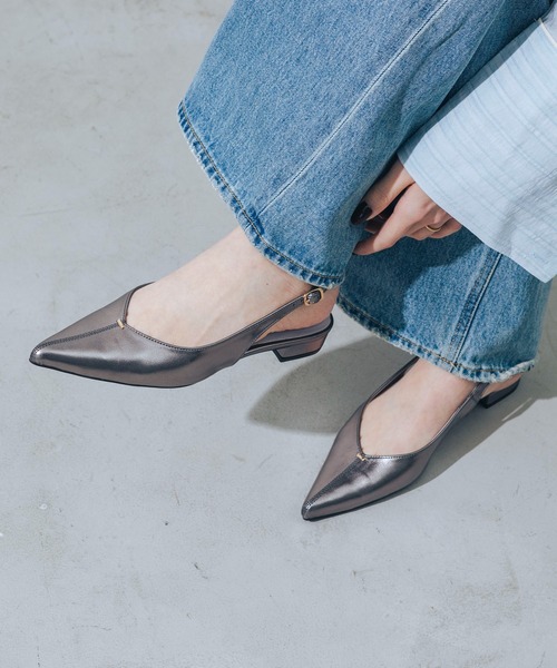 EVOL（イーボル）の「【軽量・柔らかい】Vカットバックバンドパンプス IY5592（パンプス・レディース・アイボリー/ゴールド/ブラック/シルバー/シルバーグレー・22.0cm/25.0cm/23.5cm/23.0cm/22.5cm/24.5cm/24.0cm）」の3枚目の写真