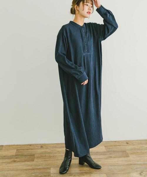 ITEMS URBANRESEARCH（アイテムズ アーバンリサーチ）の「ピケバンドカラーシャツワンピース（ワンピース・レディース・ベージュ/ネイビー・FREE）」の5枚目の写真