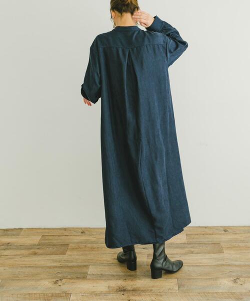 ITEMS URBANRESEARCH（アイテムズ アーバンリサーチ）の「ピケバンドカラーシャツワンピース（ワンピース・レディース・ベージュ/ネイビー・FREE）」の6枚目の写真