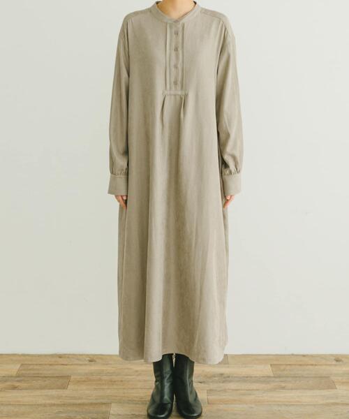 ITEMS URBANRESEARCH（アイテムズ アーバンリサーチ）の「ピケバンドカラーシャツワンピース（ワンピース・レディース・ベージュ/ネイビー・FREE）」の14枚目の写真