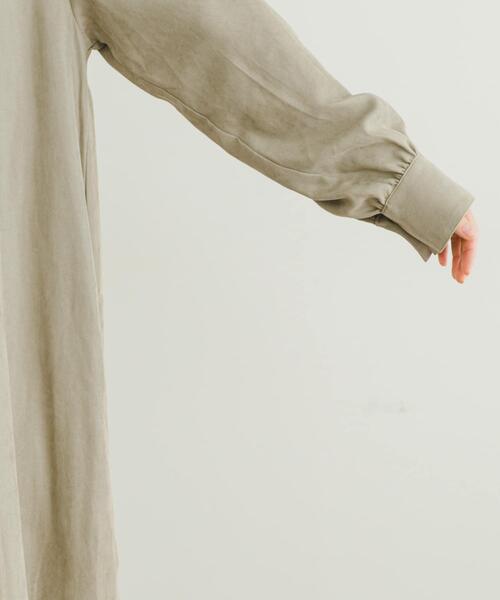 ITEMS URBANRESEARCH（アイテムズ アーバンリサーチ）の「ピケバンドカラーシャツワンピース（ワンピース・レディース・ベージュ/ネイビー・FREE）」の18枚目の写真