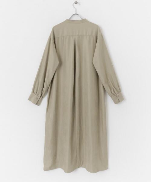 ITEMS URBANRESEARCH（アイテムズ アーバンリサーチ）の「ピケバンドカラーシャツワンピース（ワンピース・レディース・ベージュ/ネイビー・FREE）」の21枚目の写真