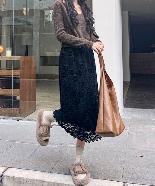 frunco(フランコ)の「【ZOZO限定】レーススカート(スカート・レディース・ブラック/ホワイト・MEDIUM)」の2枚目の写真