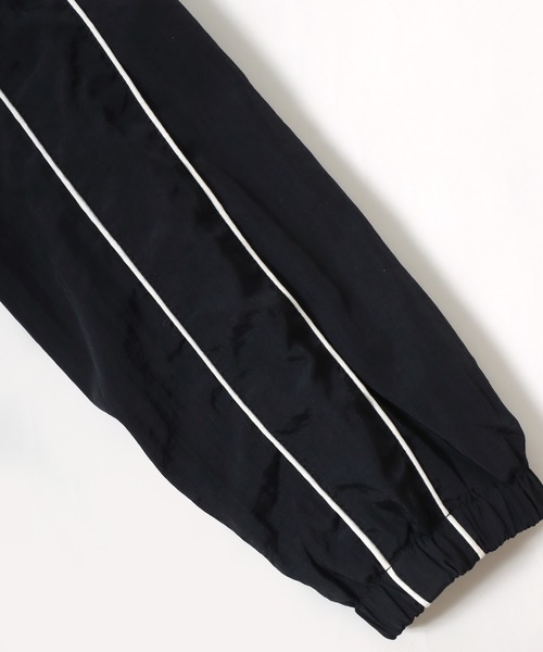 U.S. POLO ASSN.(ユーエスポロアッスン)の「U.S. POLO ASSN./ユーエスポロアッスン 別注 Nylon Piping Track Jacket/オーバーサイズ ナイロン ブロークコア ジップアップ トラックジャケット/アノラックジャケット/レディース メンズ(ナイロンジャケット・メンズ・ブラック/グレー/ブラック系その他/ライトグレー・M/L/LL)」の19枚目の写真