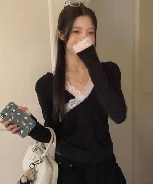 LADY LIKE(レディライク)の「レース付きカシュクールもちもちフーディ(Tシャツ/カットソー・レディース・ホワイト/ブラック/グレー・M)」の9枚目の写真