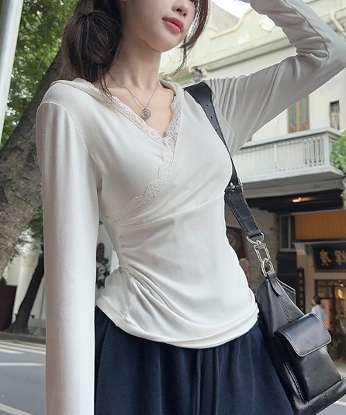 LADY LIKE(レディライク)の「レース付きカシュクールもちもちフーディ(Tシャツ/カットソー・レディース・ホワイト/ブラック/グレー・M)」の21枚目の写真