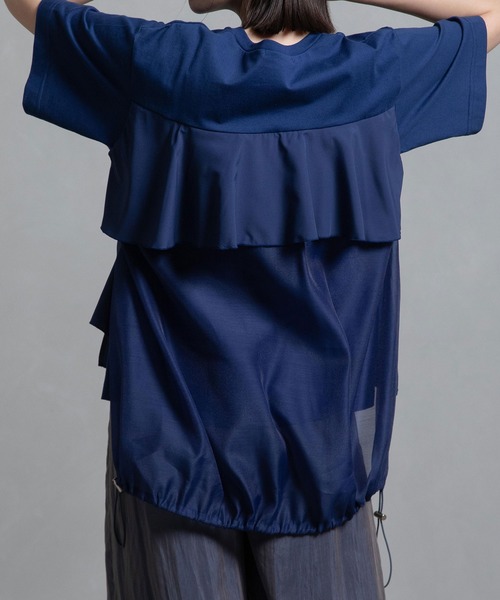 MARECHAL TERRE（マルシャルテル）の「フリルジョイントトップス（Tシャツ/カットソー・レディース・ベージュ/ブラック/カーキ/オフホワイト/ブルー・MEDIUM）」の7枚目の写真