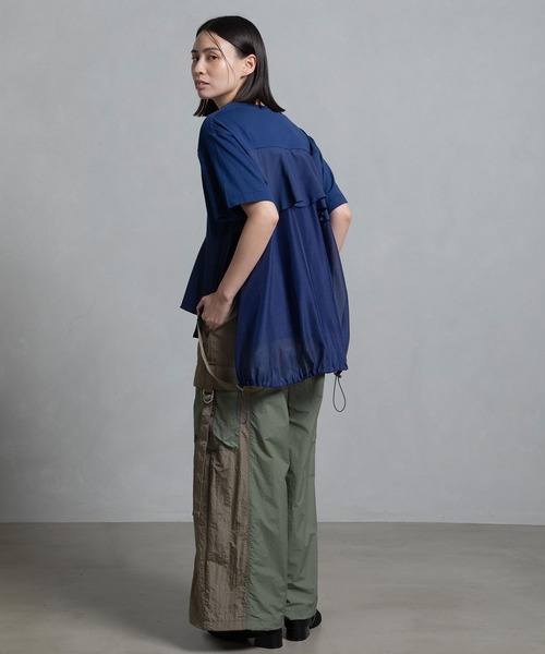 MARECHAL TERRE（マルシャルテル）の「フリルジョイントトップス（Tシャツ/カットソー・レディース・ベージュ/ブラック/カーキ/オフホワイト/ブルー・MEDIUM）」の8枚目の写真