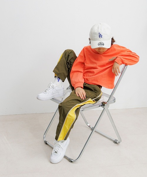 BAYFLOW（ベイフロー）の「[ファスナーの開閉でシルエットが変わる♪]サイドZIPナイロンパンツ(KIDS)（その他パンツ・キッズ・チャコール/カーキ・140cm/120cm/150cm/130cm/110cm）」の14枚目の写真