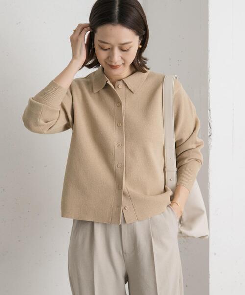URBAN RESEARCH DOORS（アーバンリサーチドアーズ）の「衿付ニットカーディガン（カーディガン/ボレロ・レディース・ベージュ/ブルー・MEDIUM）」の13枚目の写真