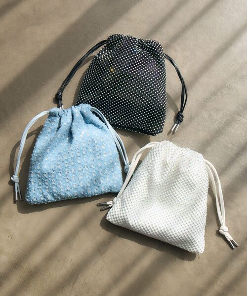 RETRO GIRL(レトロガール)の「2WAY巾着バッグ(ショルダーバッグ・レディース・ブラック/オフホワイト/ブルー・ONE SIZE)」の4枚目の写真