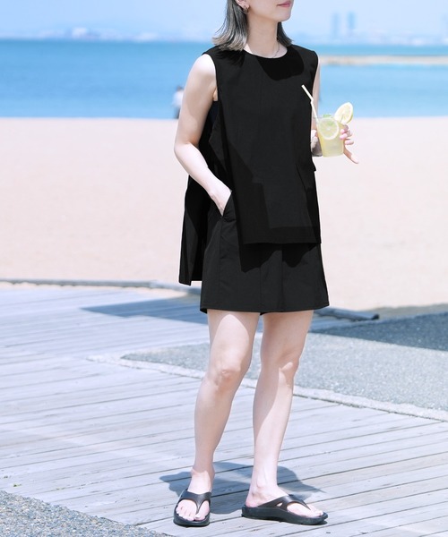 reca（レカ）の「ノースリサイドリボンラッシュガード（ラッシュガード・レディース・ブラック/グレイッシュベージュ・M）」の15枚目の写真