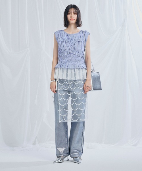 ELLEgirl(エルガール)の「シャーリングノースリーブブラウス(シャツ/ブラウス・レディース・ブラック/オフホワイト/ブルー系その他・FREE)」の11枚目の写真