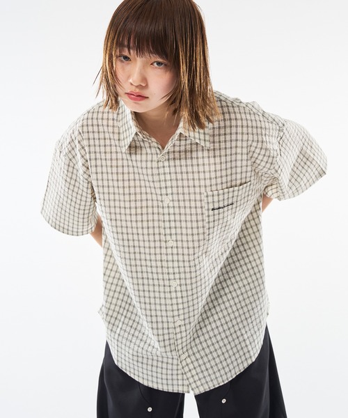 kutir（クティール）の「ASSORTED SEER SOCCOR CHECK SHIRT／アソートシアサッカーチェックシャツ（シャツ/ブラウス・メンズ・ブラック/アイボリー/ブルー/ベージュ・MEDIUM/LARGE）」の2枚目の写真