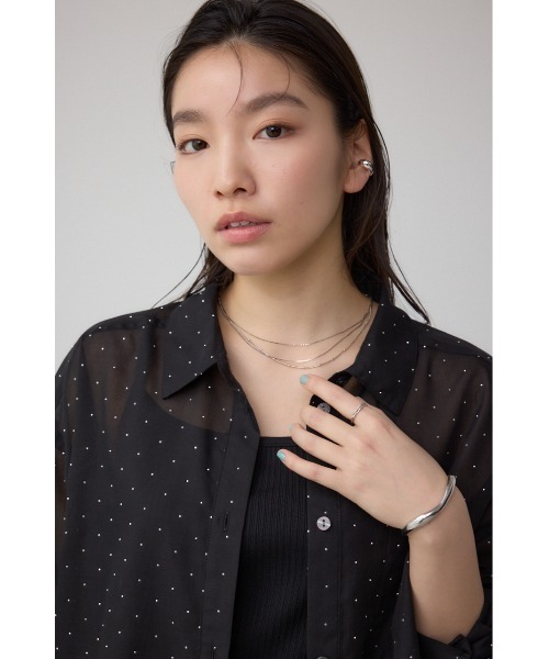AZUL by moussy(アズールバイマウジー)の「ラインストーンシャツ(シャツ/ブラウス・レディース・ブラック/ストライプ/オフホワイト・SMALL/MEDIUM)」の18枚目の写真