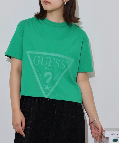 Guess(ゲス)の「GUESS ADELE CROP T-SHIRT TEEシャツ(Tシャツ/カットソー・レディース・ブラック/ライトパープル/グリーン/ピンク・S/M)」の3枚目の写真
