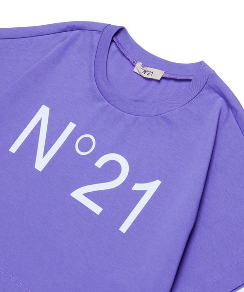N°21（ヌメロ ヴェントゥーノ）の「N°21（ヌメロ ヴェントゥーノ）Kids & Junior ブランドロゴ半袖Tシャツカットソー（Tシャツ/カットソー・キッズ・パープル・14Y/16Y/12Y）」の3枚目の写真
